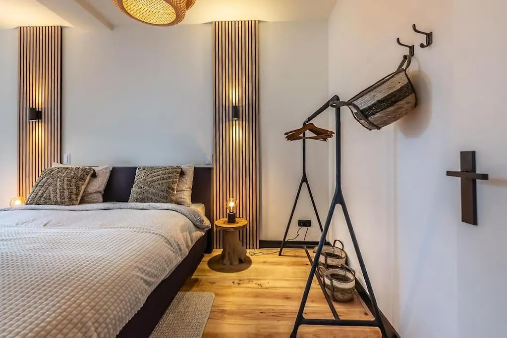 Canalview Luxury Apartment Amsterdam